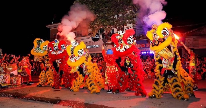 múa lân doanh nghiệp