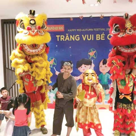múa lân trung thu dĩ an – Đặt lịch ngay tại CLB Lân Sư Hùng Hưng 